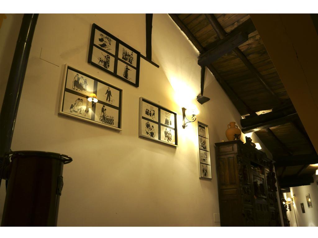 Apartamentos Rurales Victor Chamorro Del Arco Hervas Ngoại thất bức ảnh