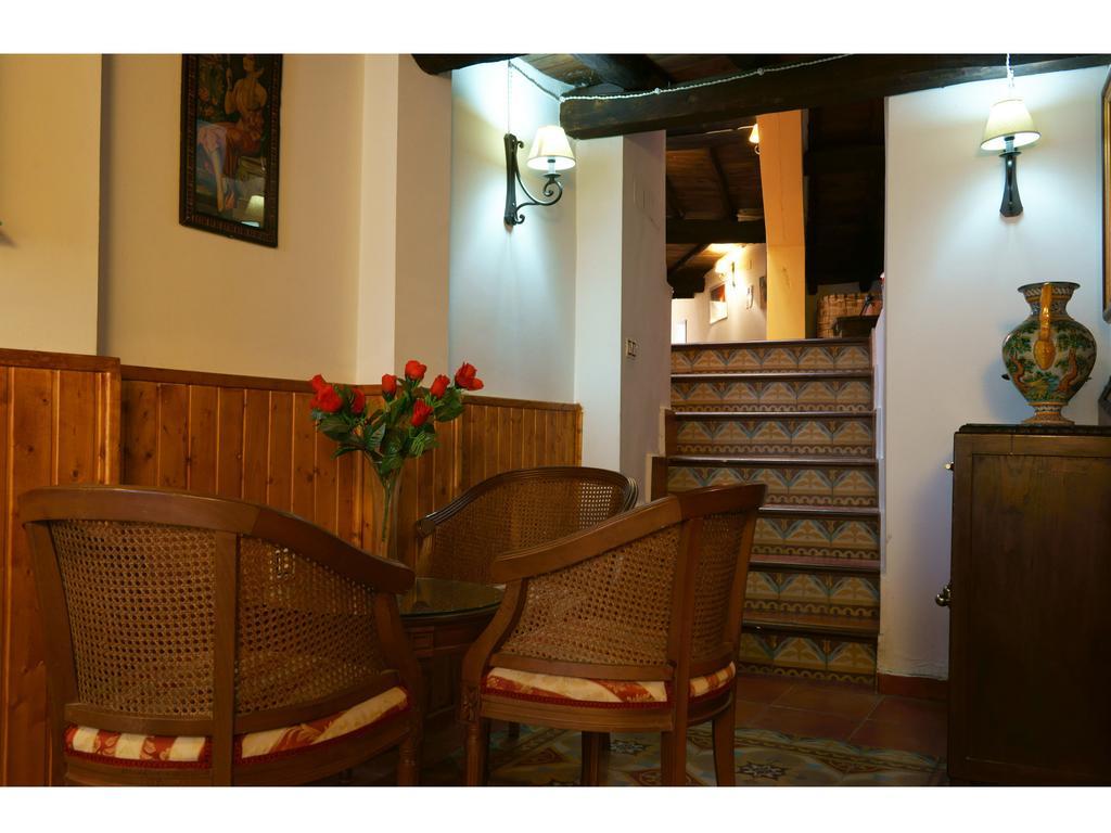Apartamentos Rurales Victor Chamorro Del Arco Hervas Ngoại thất bức ảnh