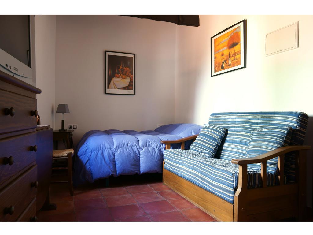 Apartamentos Rurales Victor Chamorro Del Arco Hervas Phòng bức ảnh