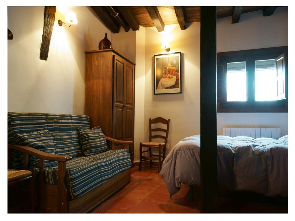 Apartamentos Rurales Victor Chamorro Del Arco Hervas Ngoại thất bức ảnh